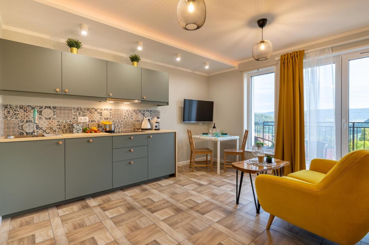 Villa Kasztelan Apartamenty Ustrzyki Dolne Exterior foto